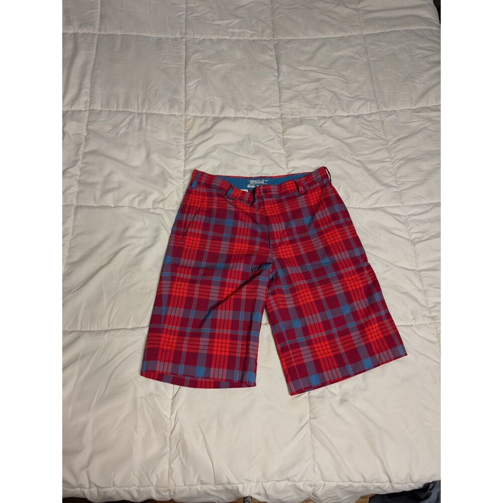 Men's Nike Golf shorts. Size 30 / M